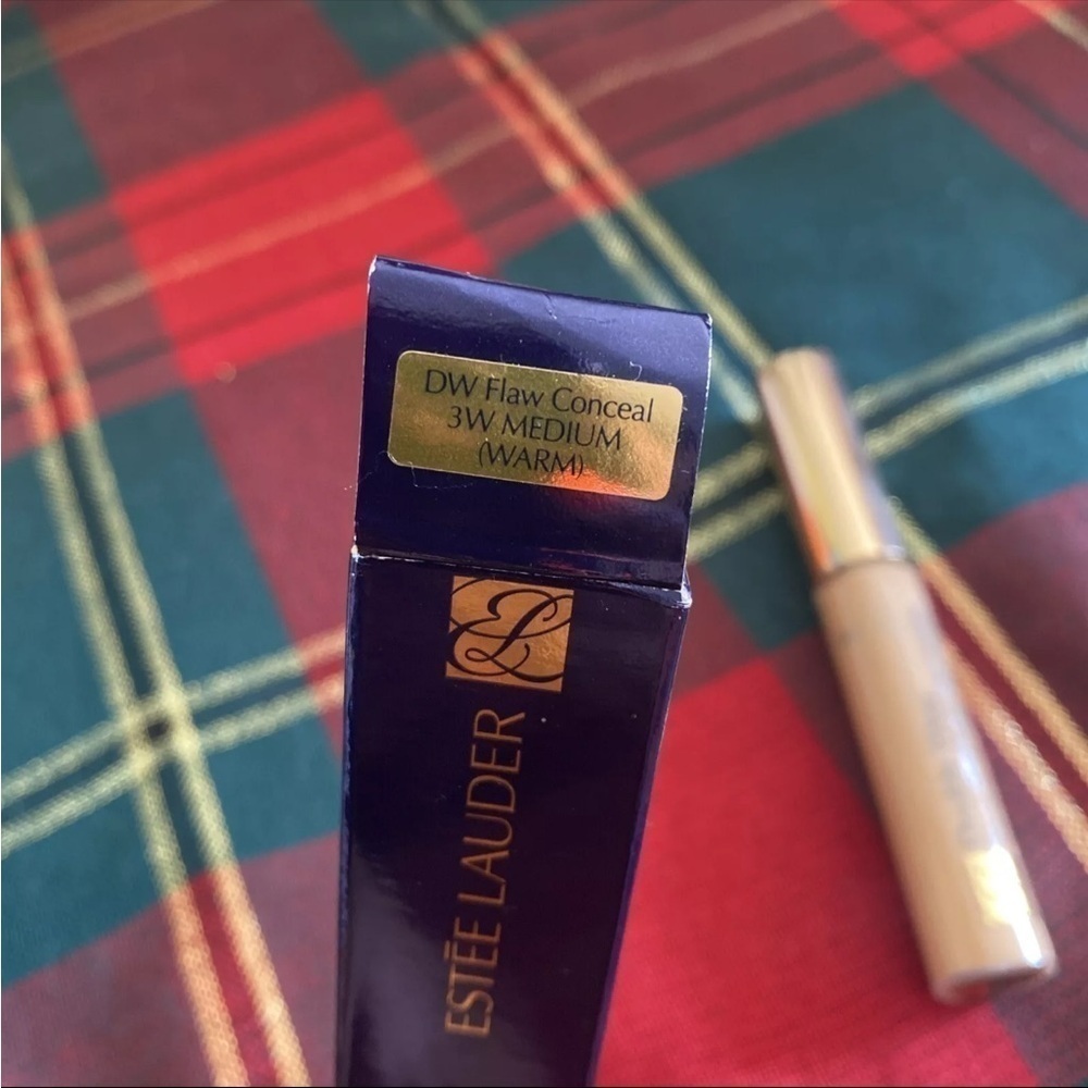 ESTEE LAUDER 3w‎ Medium Double Wear Radiant Concealer